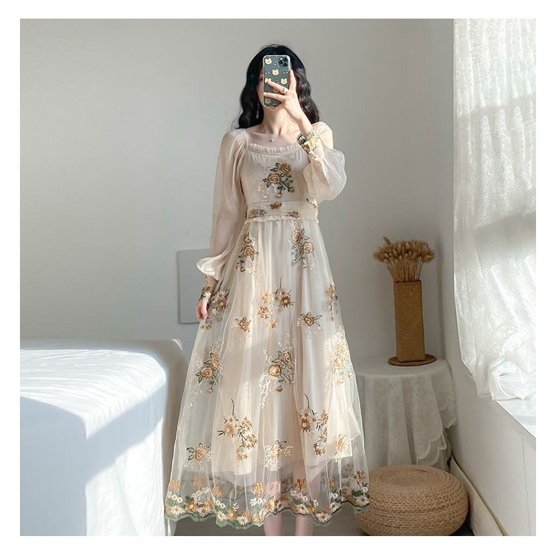 Lịch sử giá M16 - Đầm tiểu thư Ulzzang nhúng bèo thêu hoa phong cách cổ  điển vintage có Bigsize - đang giảm ₫70,000 tháng 2/2023 - BeeCost